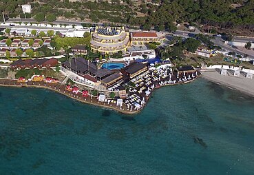 Ceshme Plus Hotel
