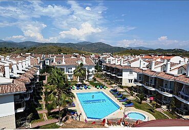 Golden Life Pasham Hotel