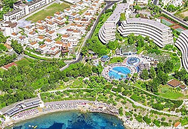 Grand Blue Sky Hotel