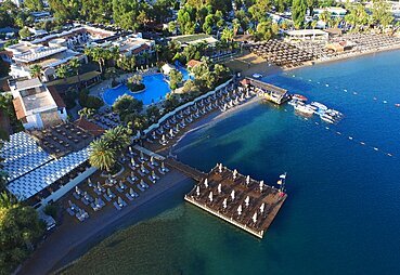 Izer Hotel Beach Club