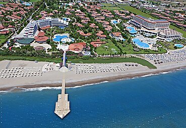 Starlight Resort Hotel