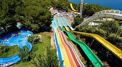 A Good Life Utopia Family Resort Havuz / Deniz