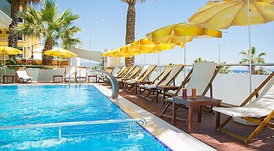 Acem Hotel Havuz / Deniz