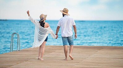 Acroter Hotel & Spa Havuz / Deniz