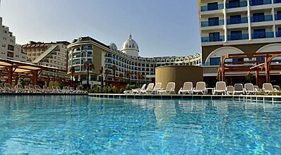 Adalya Elite Lara Havuz / Deniz