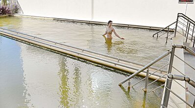 Adempira Termal & Spa Hotel Havuz / Deniz