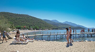 Akbulut Hotel Spa Havuz / Deniz