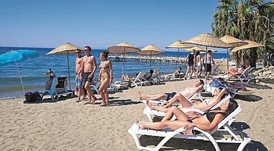 Akbulut Hotel Spa Havuz / Deniz