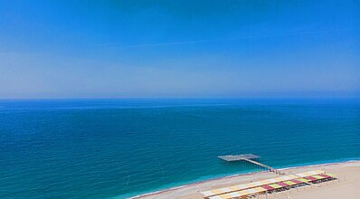 Alarcha Hotels & Resorts Havuz / Deniz