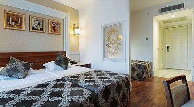 Alba Queen Hotel Oda