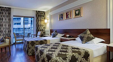 Alba Queen Hotel Oda