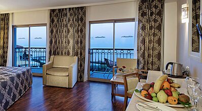 Alba Queen Hotel Oda