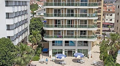 Alkan Hotel Havuz / Deniz