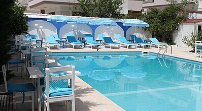 Altınyaz Hotel Havuz / Deniz