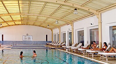 Altınyunus Resort Thermal Hotel Havuz / Deniz