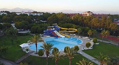 Altis Resort Hotel & Spa Havuz / Deniz