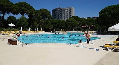 Altis Resort Hotel & Spa Havuz / Deniz