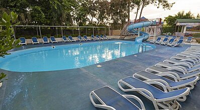 Aperion Beach Hotel Havuz / Deniz