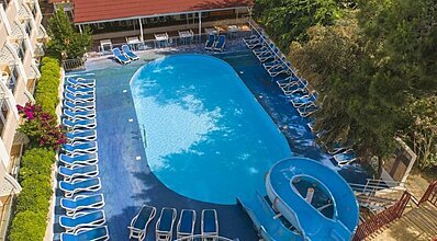 Aperion Beach Hotel Havuz / Deniz