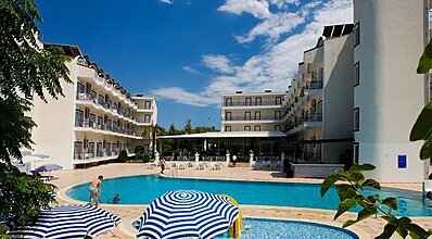 Ares Blue Hotel Havuz / Deniz