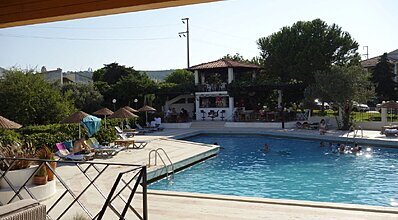 Arinnanda Otel Havuz / Deniz