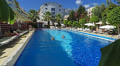 Armas Beach Hotel Havuz / Deniz