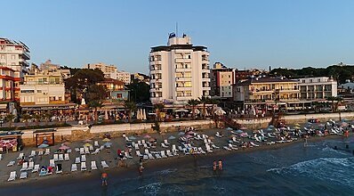 Asena Hotel Havuz / Deniz