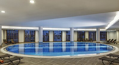 Aska Lara Resort & Spa Havuz / Deniz