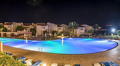 Assos Dove Hotel Resort Spa Havuz / Deniz