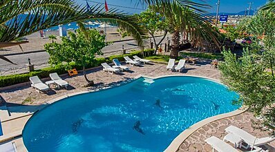 Assos Eden Beach Hotel Havuz / Deniz