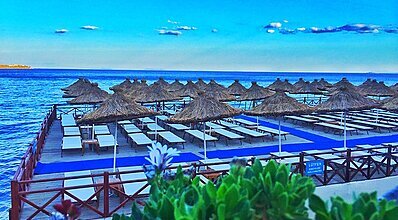 Assos Kervansaray Hotel Havuz / Deniz