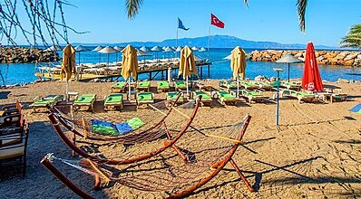 Assos Nazlıhan Spa Hotel Havuz / Deniz