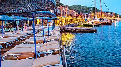 Assos Nazlıhan Spa Hotel Havuz / Deniz