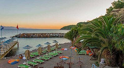 Assos Nazlıhan Spa Hotel Havuz / Deniz