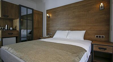 Aurasia Sea Side Hotel Oda