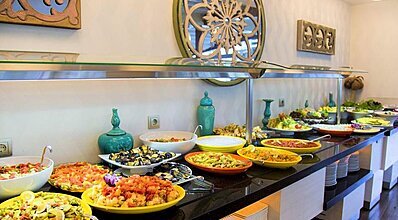 Banu Hotel Luxury Yeme / İçme