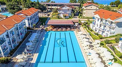 Belcekum Beach Hotel Havuz / Deniz