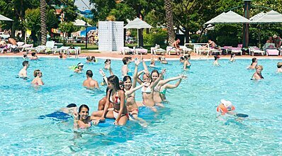 Belconti Resort Hotel Havuz / Deniz