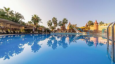 Belek Beach Resort Hotel Havuz / Deniz