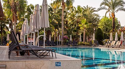 Belek Beach Resort Hotel Havuz / Deniz