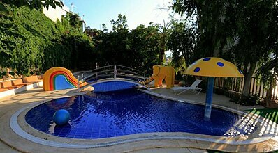 Blue Dreams Resort Spa Havuz / Deniz