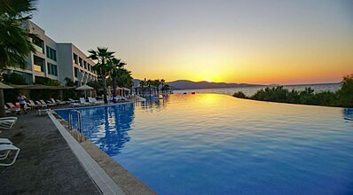 Blue Dreams Resort Spa Havuz / Deniz