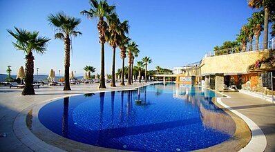 Blue Dreams Resort Spa Havuz / Deniz