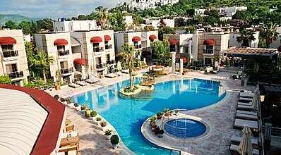 Bodrium Hotel Spa Havuz / Deniz