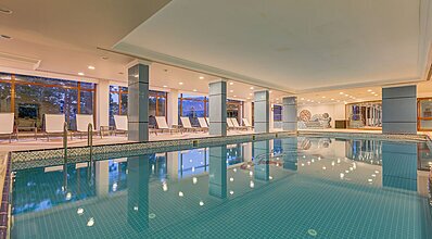 Büyük Abant Oteli Havuz / Deniz