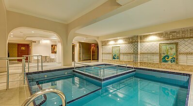 Büyük Abant Oteli Havuz / Deniz