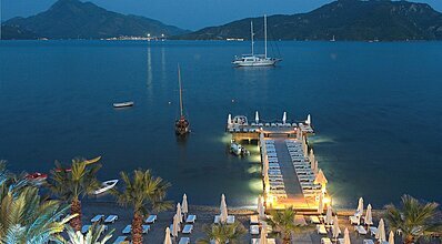 Cettia Beach Resort Hotel Havuz / Deniz