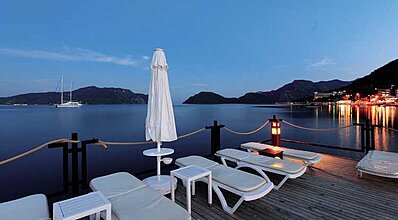 Cettia Beach Resort Hotel Havuz / Deniz