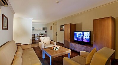 Champion Holiday Village Oda