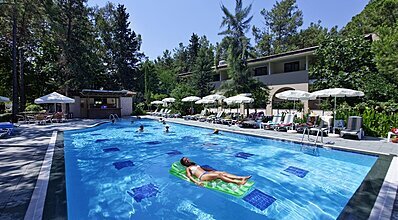 Champion Holiday Village Havuz / Deniz